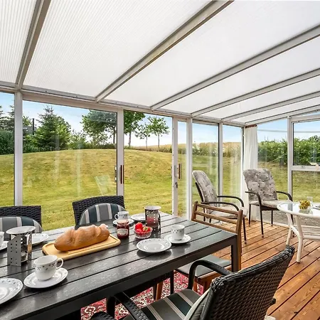Aagot - 250m From The Sea By Interhome